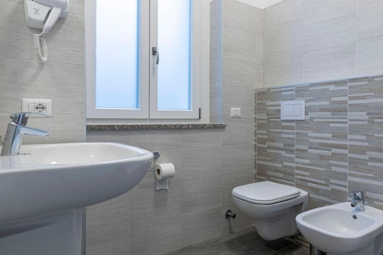 Leader Apartment 4 - Monzino - Hockey Msg Arena - Linate - Μιλάνο Εξωτερικό φωτογραφία