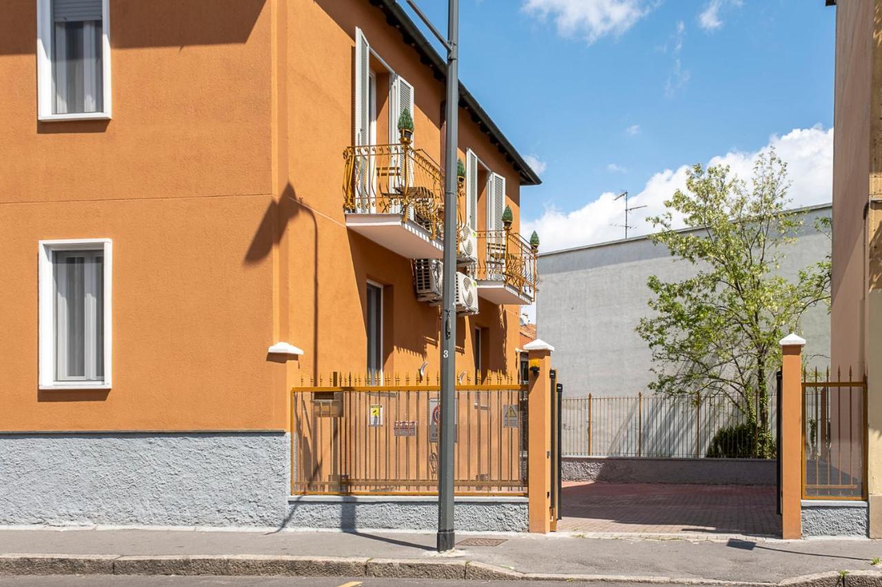 Leader Apartment 4 - Monzino - Hockey Msg Arena - Linate - Μιλάνο Εξωτερικό φωτογραφία